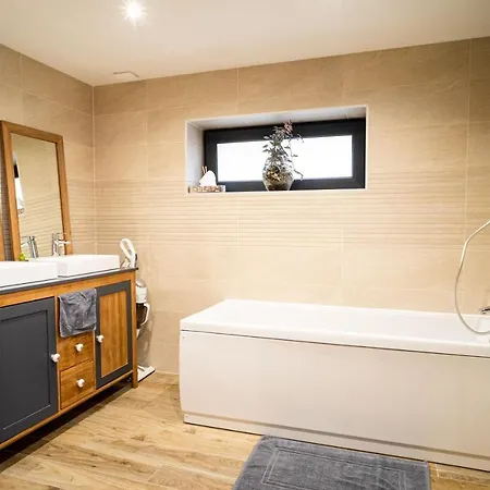 Le Groft Holiday home