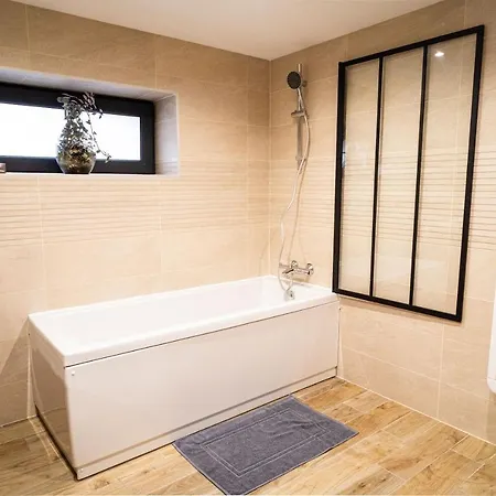 Le Groft Holiday home Rombies-et-Marchipont
